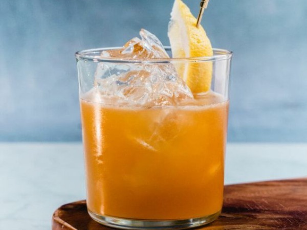 Gold Rush Cocktail